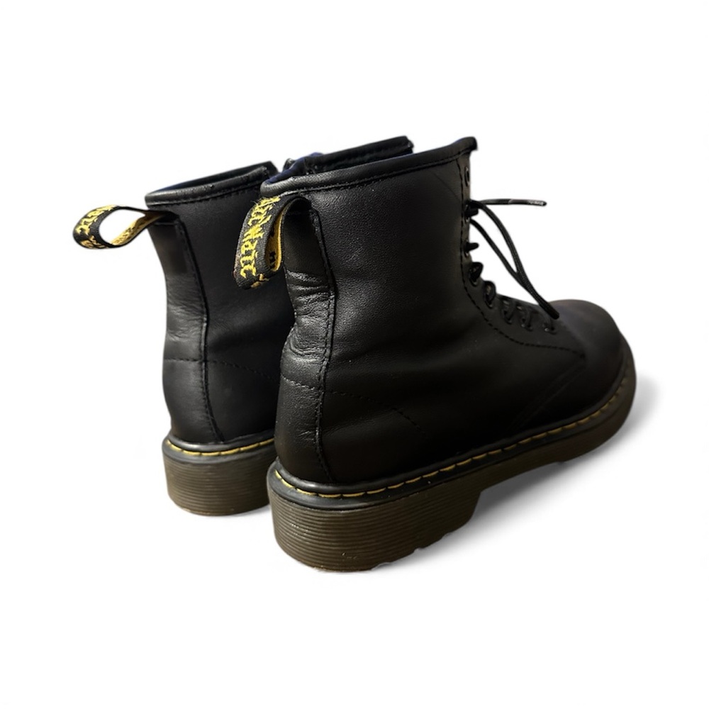 Kids Dr. Martens boots size 3 - Picture 2 of 7